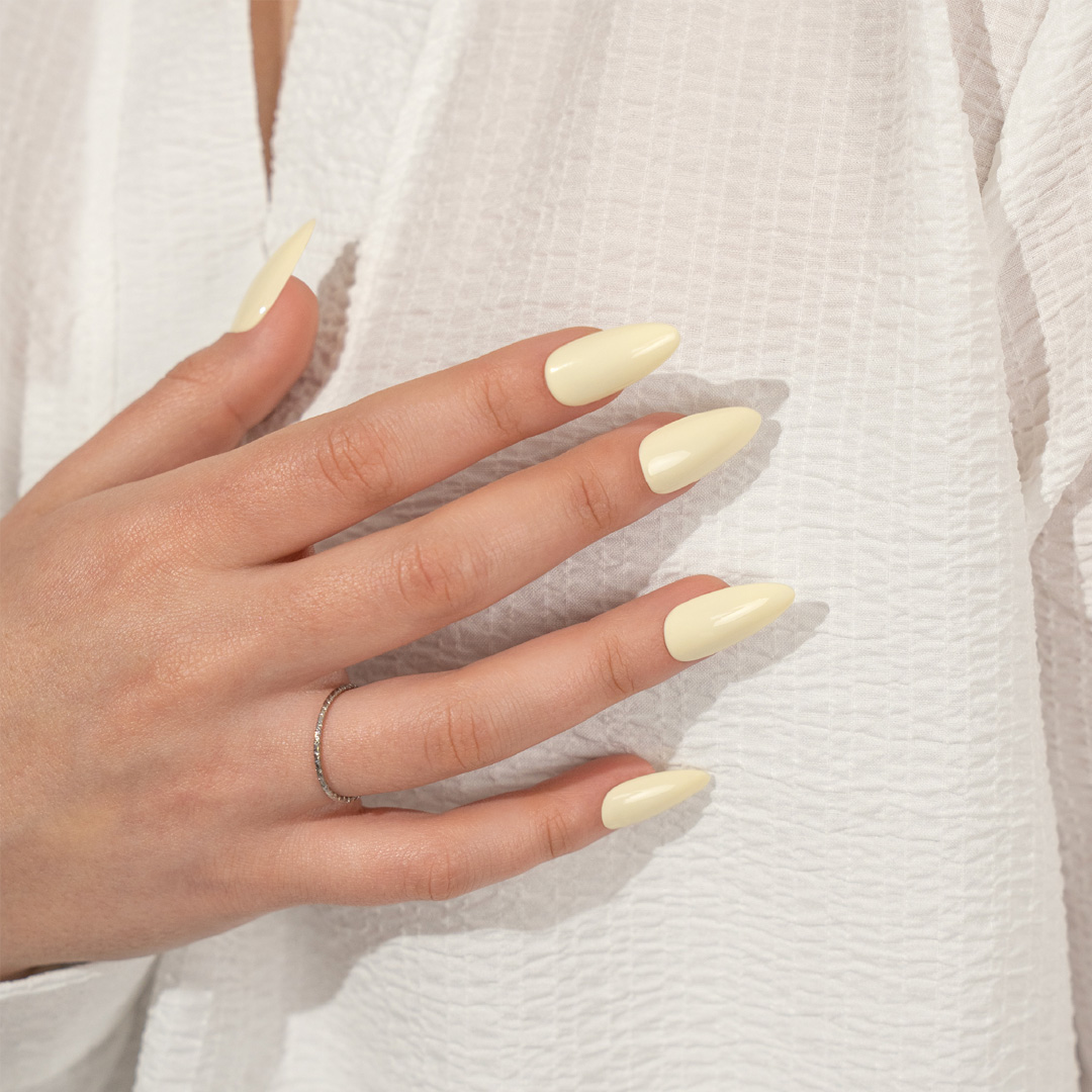 Inocos verniz gel Sem Regras Sou Básica, e depois? GP514