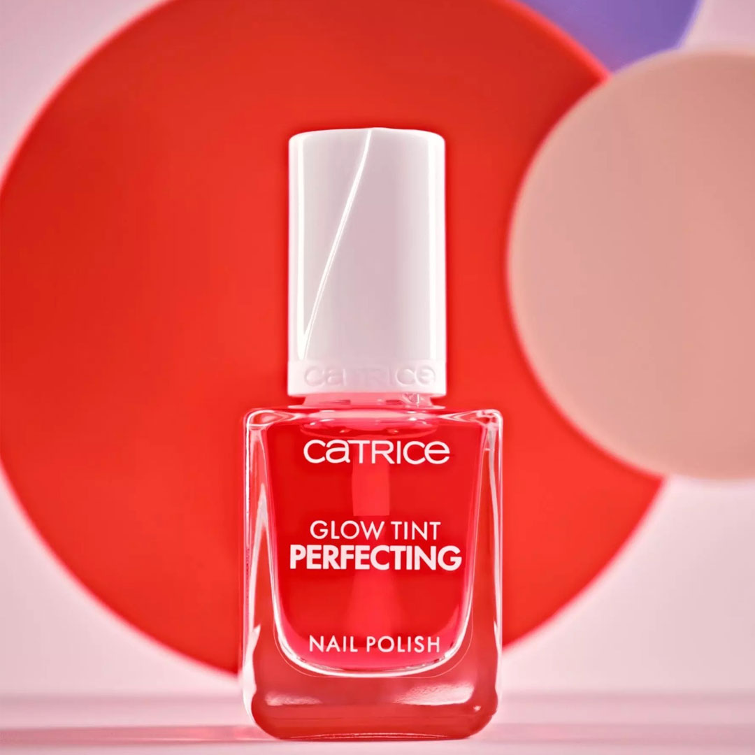 Catrice Glow Tint Perfecting nail polish 010 Soft Blush