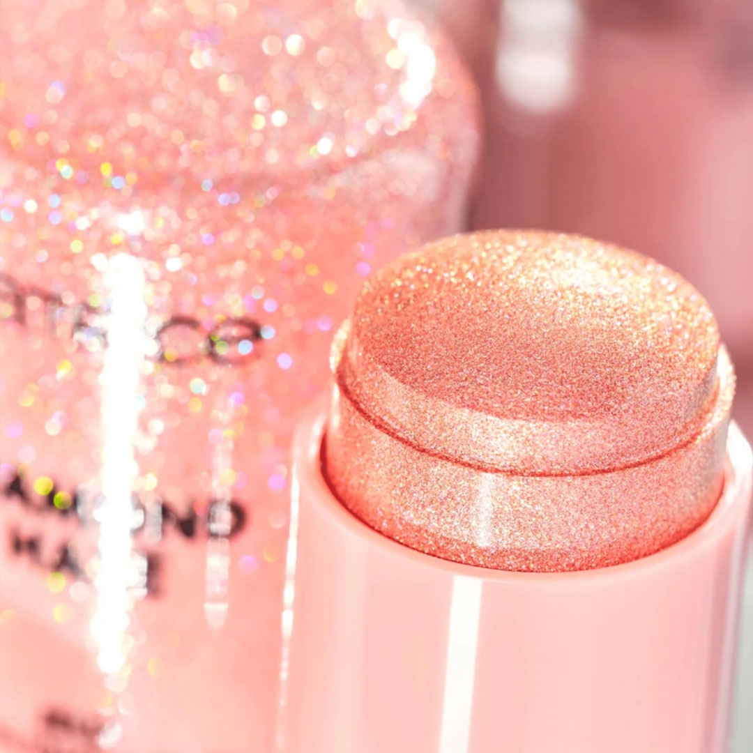 Catrice Diamond Haze Jelly highlighter stick 010 born to sparkle