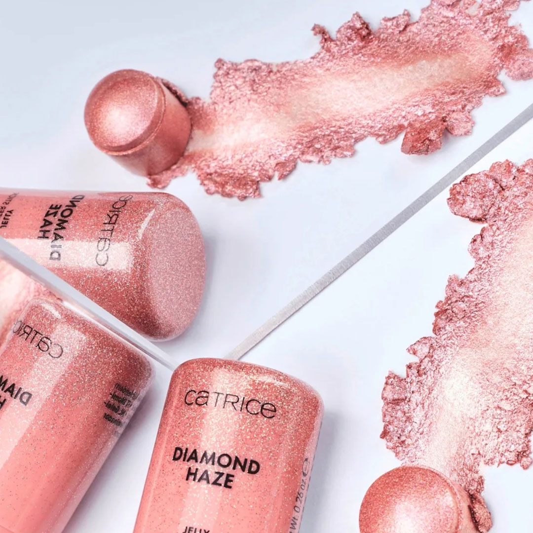 Catrice Diamond Haze Jelly highlighter stick 010 born to sparkle